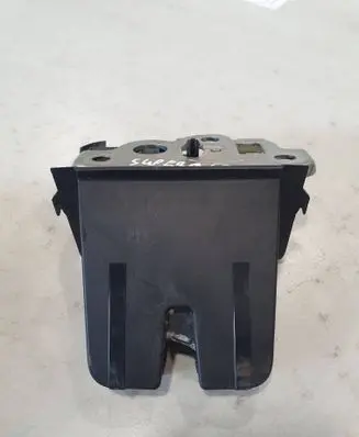 Skoda Superb B6 (3T) Tailgate/trunk/boot lock/catch/latch 3T9827520