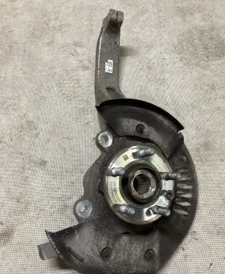 Jaguar F-Pace Front wheel hub spindle knuckle HK833K185BC