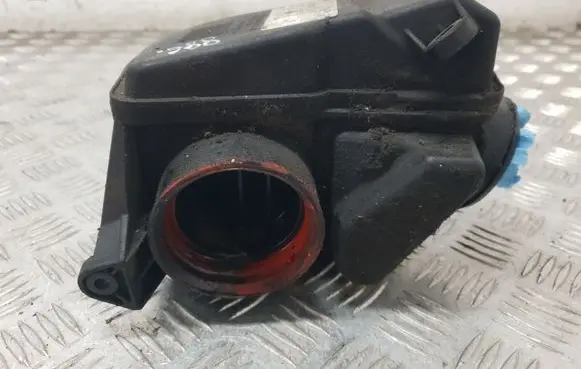 Intake resonator