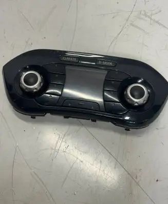 Nissan Juke I F15 Climate control unit 248451KA1D
