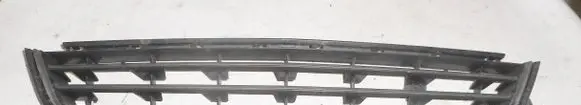 Opel Zafira B Front bumper lower grill 13247306