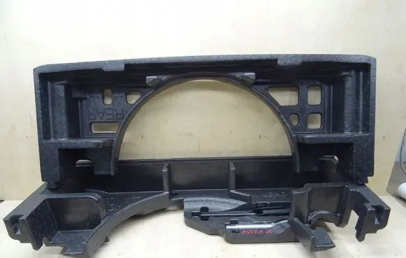Opel Astra K Spare wheel section trim 