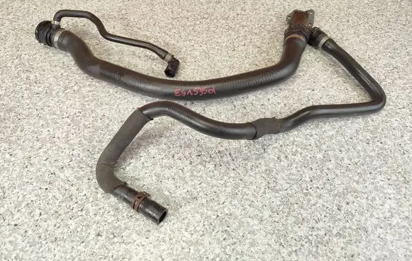 BMW 5 E60 E61 Engine coolant pipe/hose 7787449