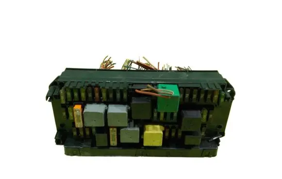 Mercedes-Benz E C207 W207 Fuse box set A2129004911 BEZPIECZNIKOW