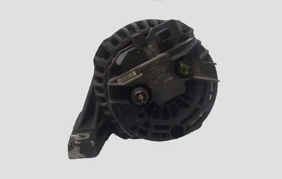 Volvo XC90 Generator/alternator 8637849 0124625001