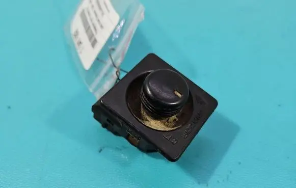 Land Rover Discovery Electric window control switch IMPRK1541682