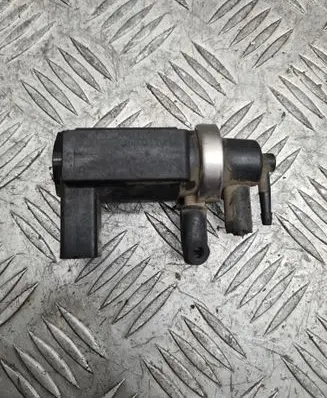 Audi A6 S6 C5 4B Turbo solenoid valve 059906627B 72290322