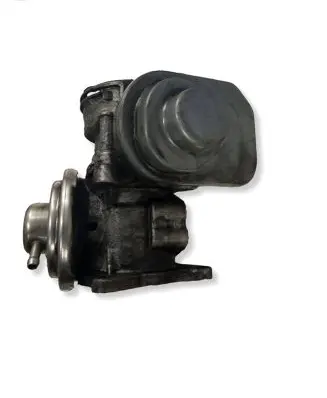 Volkswagen Touran I Throttle valve 038128063G 038131501AN