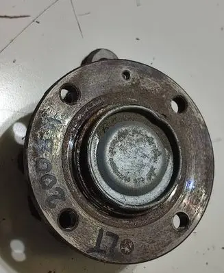 Peugeot 2008 II Rear wheel bearing hub 9822539980