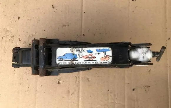 Volkswagen Caddy Lift Jack 1L0011031A