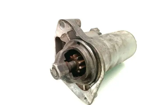 Peugeot 208 Starter motor 9671530880 428000-8332