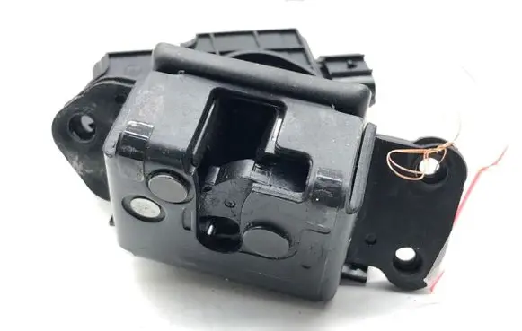 Toyota Avensis T270 Tailgate exterior lock