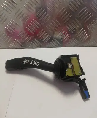 Skoda Octavia Mk2 (1Z) Wiper control stalk 1K0953519A 20350670085681 01203506