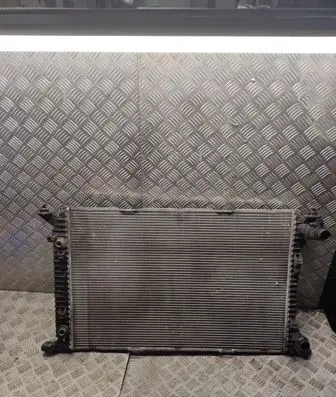Audi Q5 SQ5 Coolant radiator 8k0121251aj