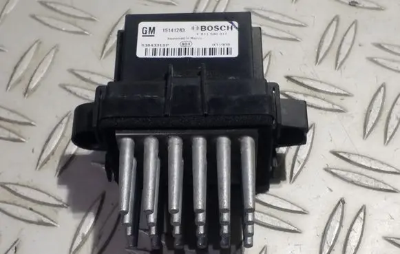 Chevrolet Cruze Heater blower motor/fan resistor F011500017 15141283 S38433ESP