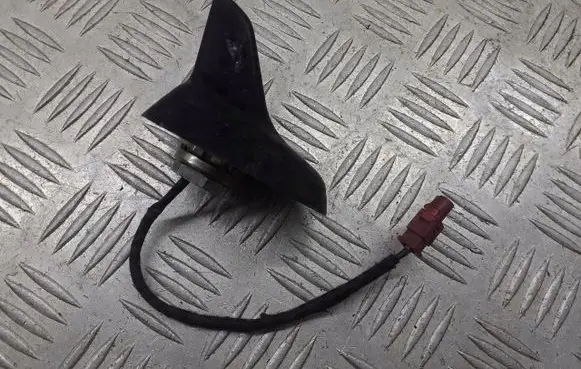 Audi A6 Allroad C6 Aerial antenna filter 4F9035503G