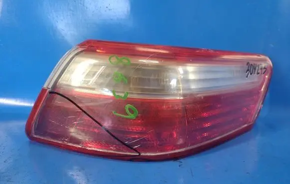 Toyota Camry Boot/trunk interior light 8155006240