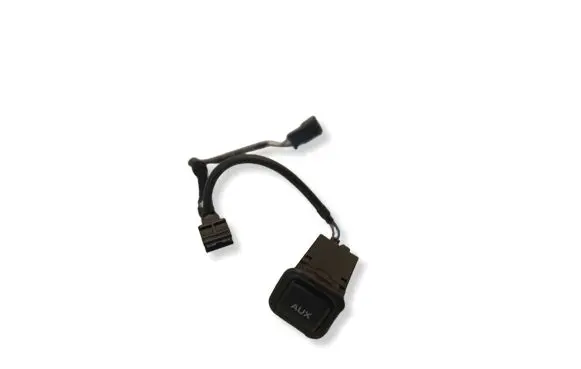 Audi Q5 SQ5 AUX in-socket connector 