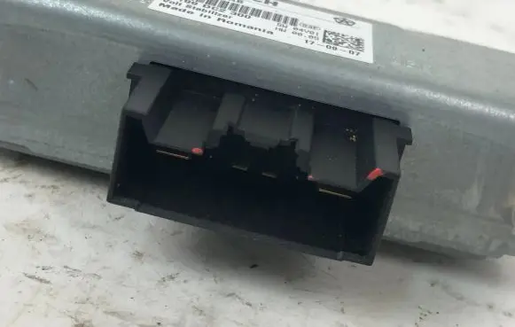 Maserati Ghibli Voltage converter/converter module 56029583AB 0199DC2300