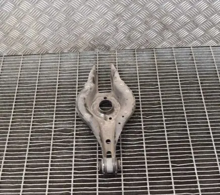 BMW 2 F22 F23 Rear upper control arm/wishbone 6867540 10353212