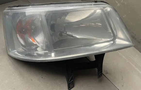 Volkswagen Transporter - Caravelle T5 Headlight/headlamp 7H1941016J