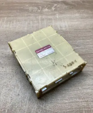 Toyota Avensis Verso Other control units/modules 8865044170 0771005470