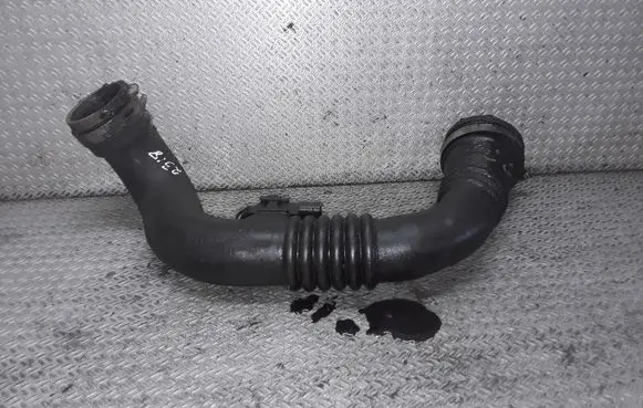 Intercooler hose/pipe