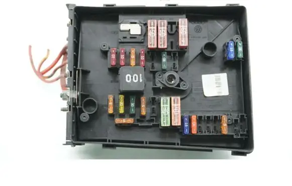 Skoda Yeti (5L) Fuse box set 1K0937118