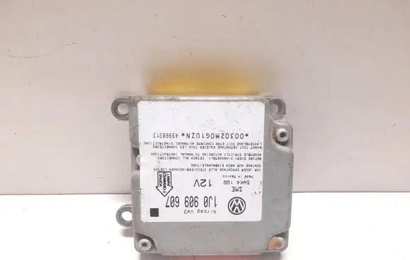 Volkswagen PASSAT B5 Airbag control unit/module 1J0909607