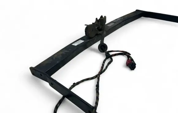 Volkswagen Golf Plus Tow bar set 5K0803881A