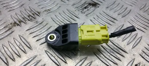 Toyota RAV 4 (XA30) Airbag deployment crash/impact sensor 8983133020