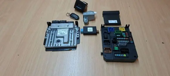Citroen DS5 Engine control unit/module ECU 9806127380 9666912580 9665582380