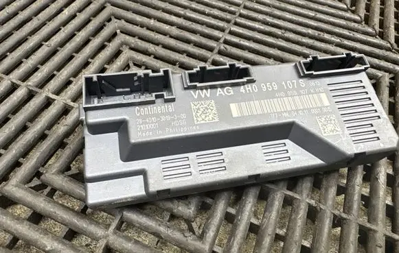 Porsche Panamera (970) Tailgate/trunk control unit/module 4H0959107