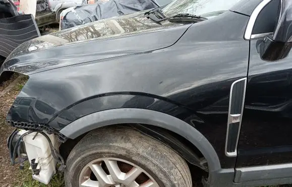 Opel Antara Fender