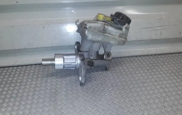 Opel Insignia A Master brake cylinder 03350890241
