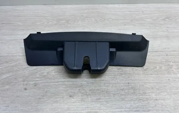 Porsche Cayenne (92A) Tailgate/boot lid lock trim 7P5827520E 95855552000