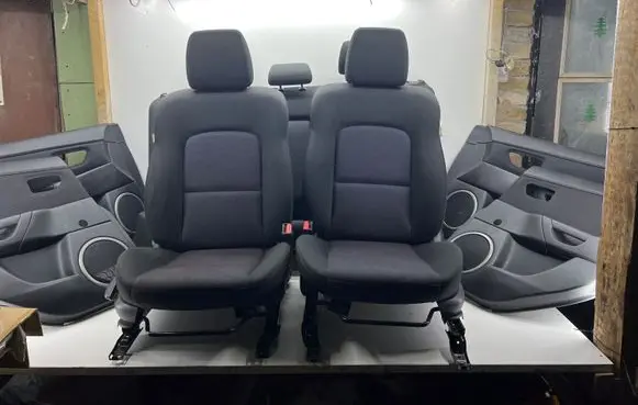 Mazda 3 I Interior set 