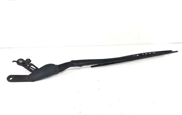 BMW 7 E65 E66 Front wiper blade arm