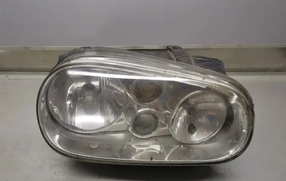 Volkswagen Golf IV Headlight/headlamp 1J1941018K