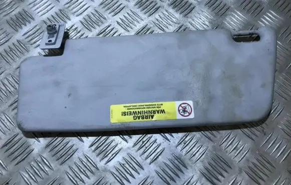 Sun visor