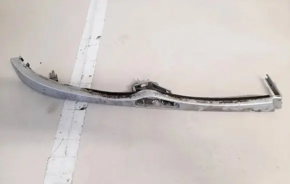 BMW 3 E46 Under headlight/headlamp trim 51137030552 5113-7030552