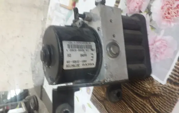 Volvo V50 ABS Pump 06540826434484 2050V6011N09