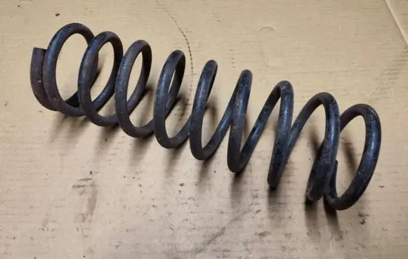 Jeep Grand Cherokee (WJ) Front coil spring 52089421
