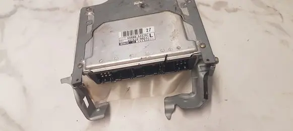 Toyota Yaris Engine control unit/module 8966152200 8966052270