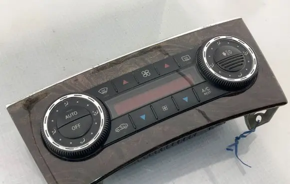Mercedes-Benz CLK A209 C209 Climate control unit A2038303685 F011500042