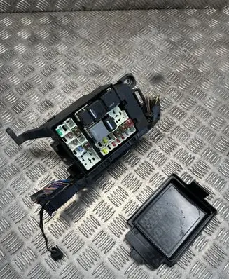 Land Rover Range Rover Velar Fuse box set GX7314A076DA