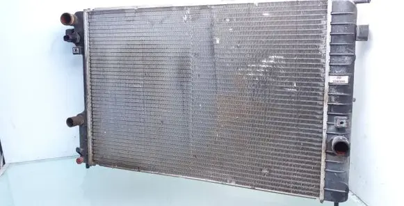 Opel Omega B1 Coolant radiator 52463045