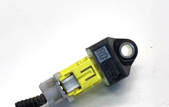 Toyota Yaris Cross Airbag deployment crash/impact sensor 891730D160