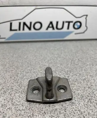 BMW 5 GT F07 Front door lock loop/hook striker 7249639