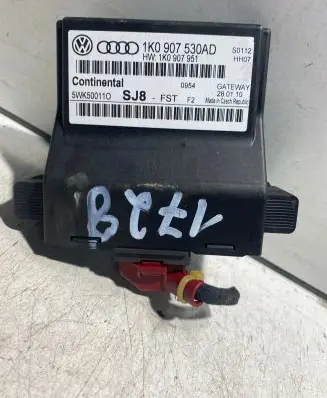 Volkswagen Golf VI Gateway control module 1K0907530AD 5WK500110 1K0907951